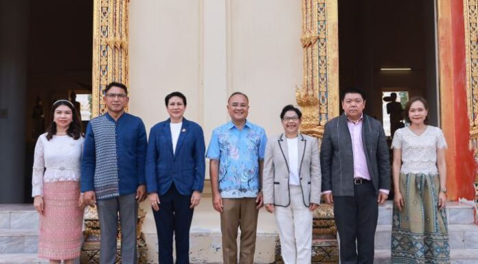 กรุงไทย–แอกซ่า ร่วมพิธีถวายผ้าป่าสามัคคี กับ คปภ. เพื่อบูรณปฏิสังขรณ์พระอุโบสถ วัดธรรมนิมิต จ.สมุทรสงคราม