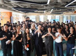 FWD ประกันชีวิต เปิดพื้นที่รับฟังผ่านกิจกรรม “FWD Safe & Proud” ร่วมสร้างพื้นที่ปลอดภัยในที่ทำงาน ที่ทุกคนเป็นตัวเองได้อย่างมั่นใจ