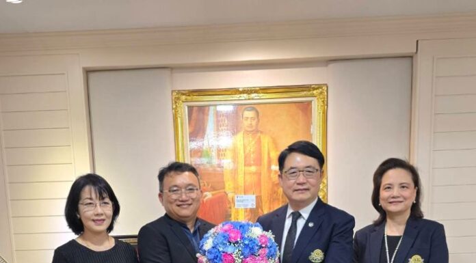 แสดงความยินดีกับ รพ.พระนั่งเกล้า ที่ได้รับการรับรองมาตรฐานสากล จาก AACI